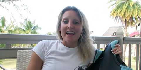 Hayley Eaude from Black Manta Photography reviewing a Truli Wetsuit courtesy of Scubaverse